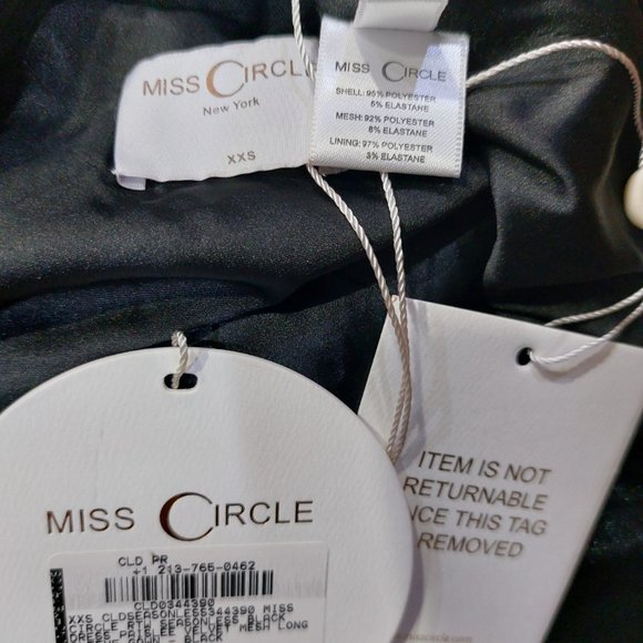 💥INSANELY BEAUTIFUL💥Miss Circle Paislee Black Velvet & Mesh Long Sleeve Gown - Picture 15 of 16